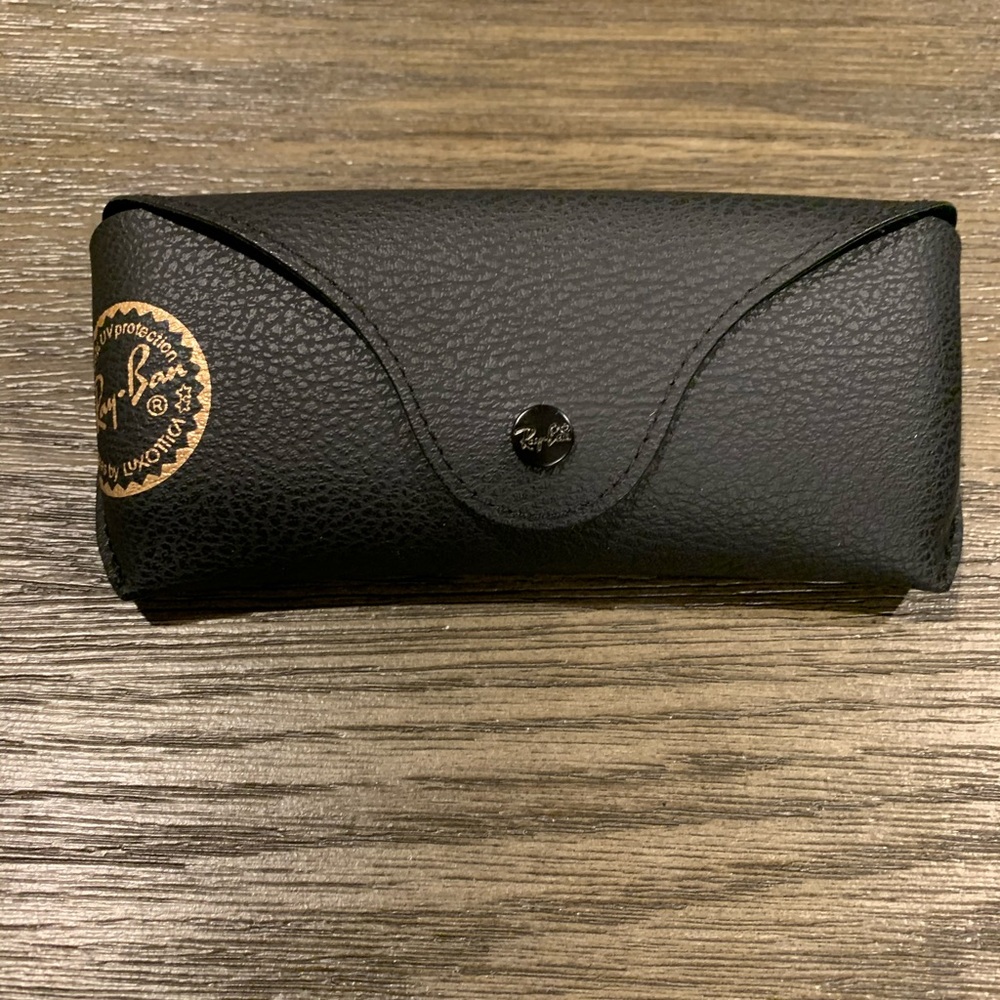 NEW Authentic Ray-Ban polarized sunglasses